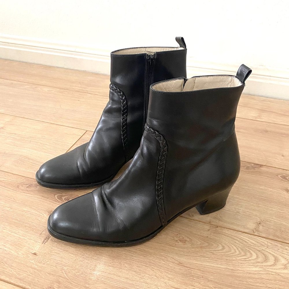 Bally Black Chelsea Boots Vintage
